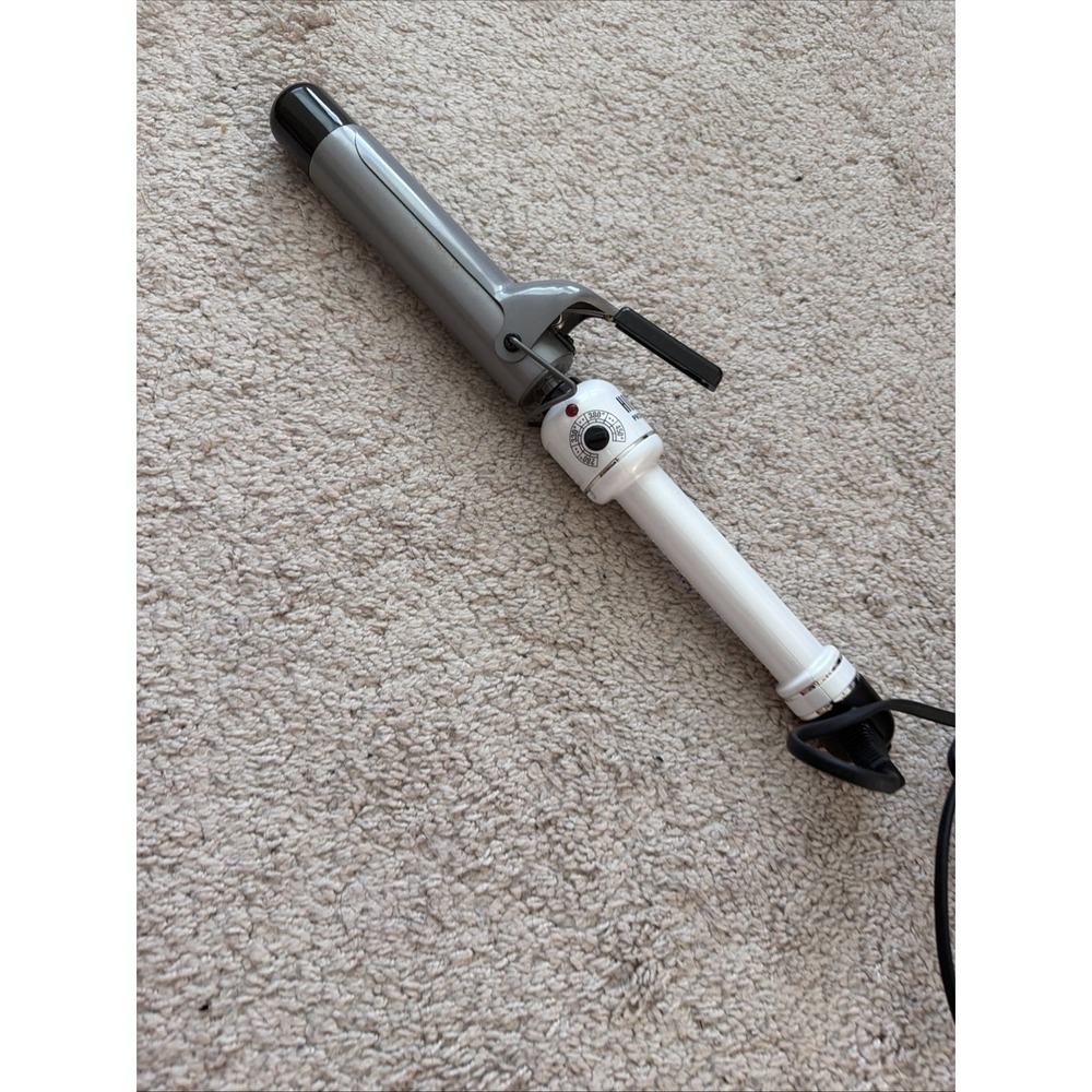 Hot Tools Professional 1.5" Nano Ceramic Salon Hair Curling Iron - Picture 3 of 6